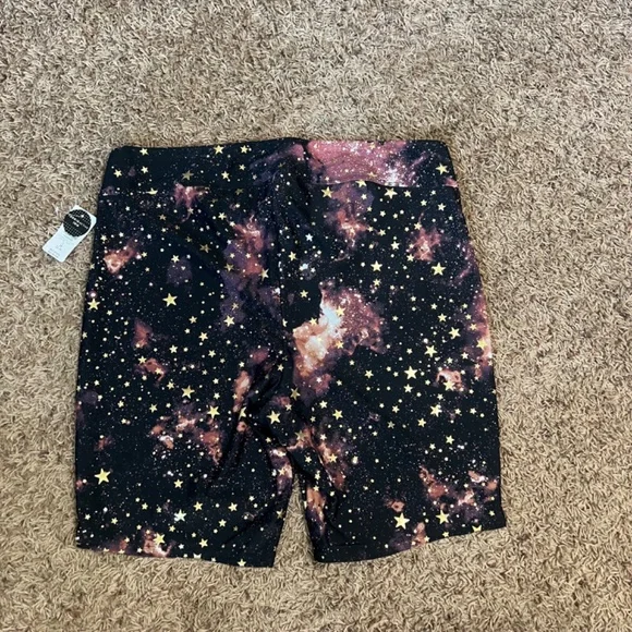 NWT Torrid Galaxy Star Biker Shorts Size 3 | Celestial Print - Picture 3 of 7